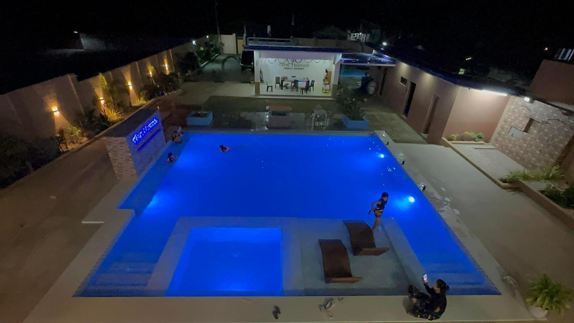 Aina Hannah Family Resort'S Greek Unit Calatagan Esterno foto